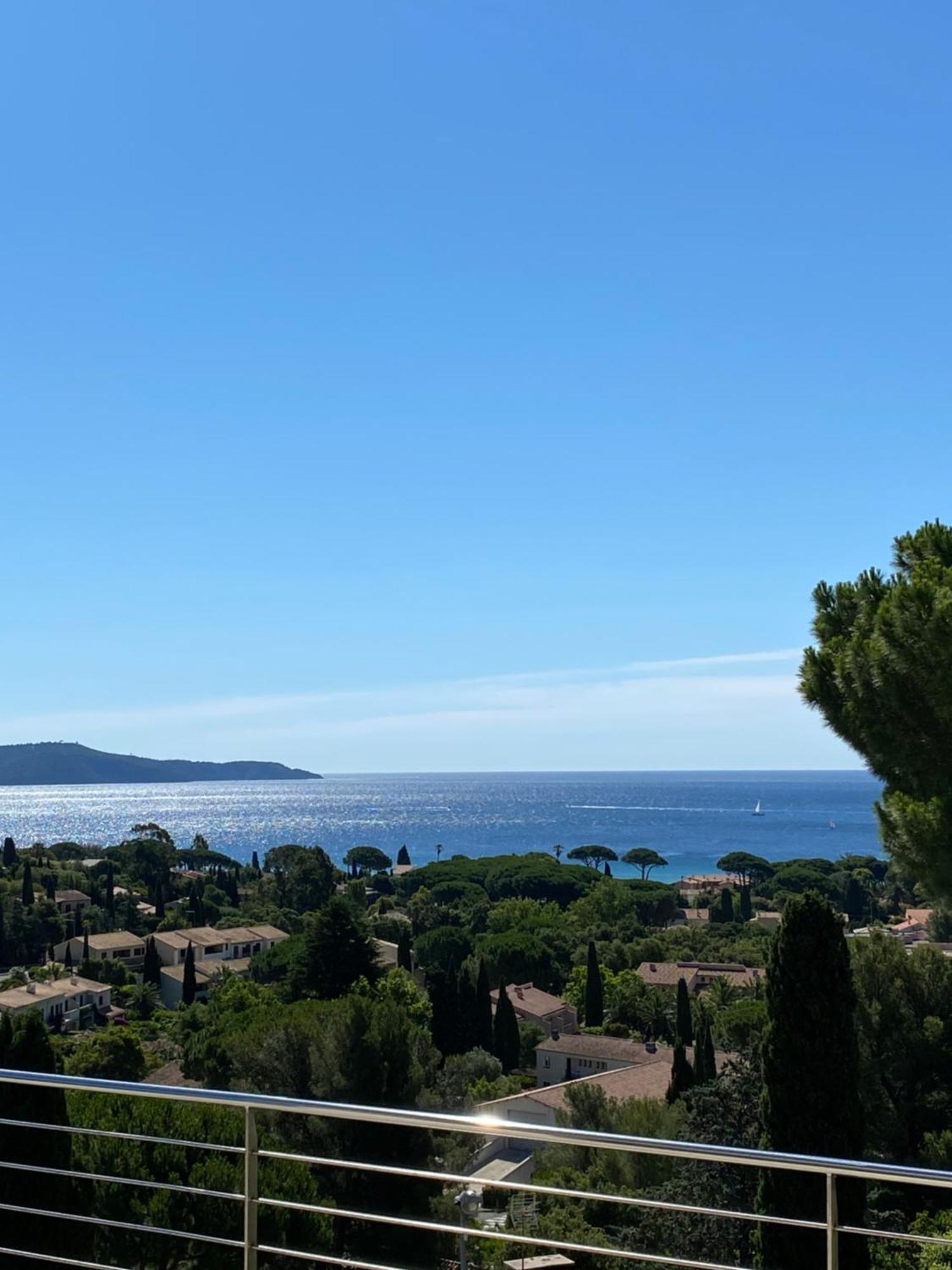 Rdc De Villa Avec Piscine Cavalaire-sur-Mer Exterior foto